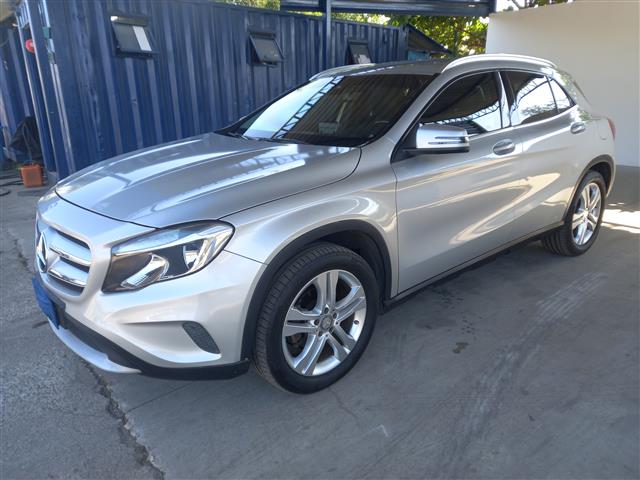 Mercedes-Benz GLA 200 FF 1.6 Turbo Flex Automática 2016/2017 – Funcionando