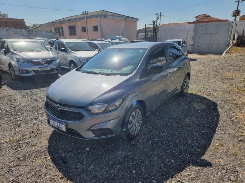 Chevrolet Onix Joy Black 1.0 2020 – Funcionando
