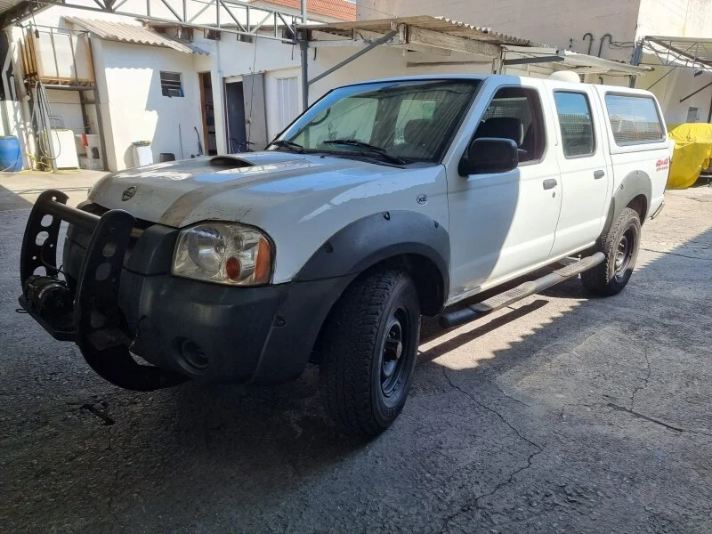 NISSAN FRONTIER 4X4 XE 2003/2004 - FUNC.