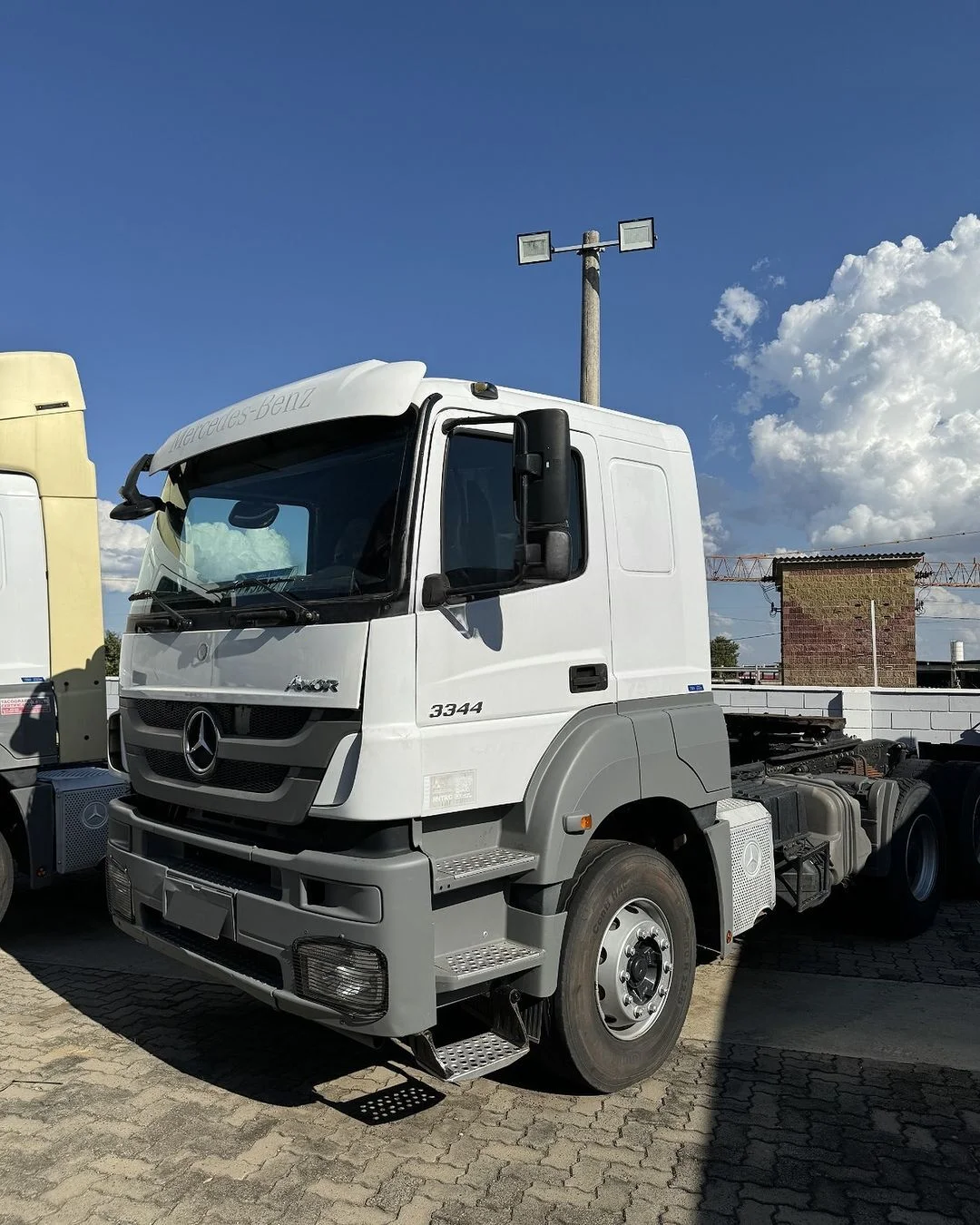 MB AXOR 3344 6X4 2018 - FUNC.