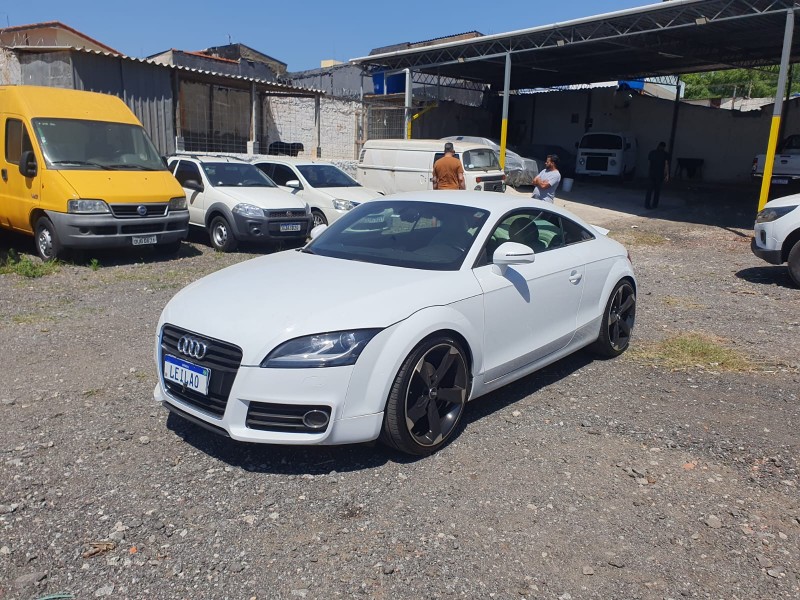 Audi TT Coupé 2.0 TFSI S-Tronic 2013 – Branco – Gasolina – Funcionando