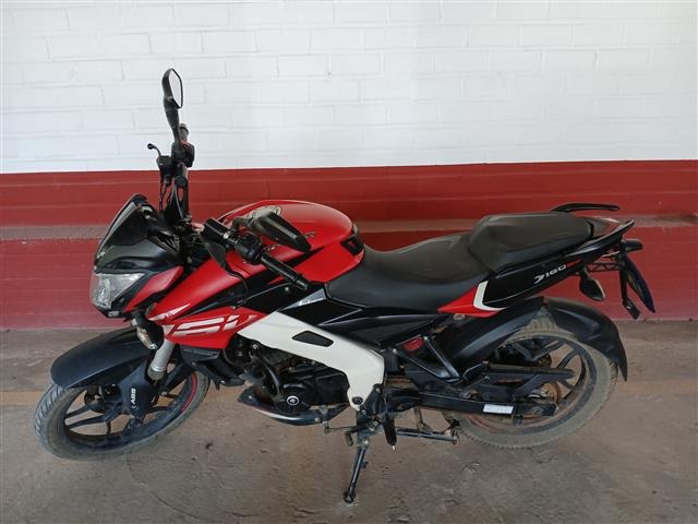 BAJAJ DOMINAR D160 2023/2023 - Funcionando