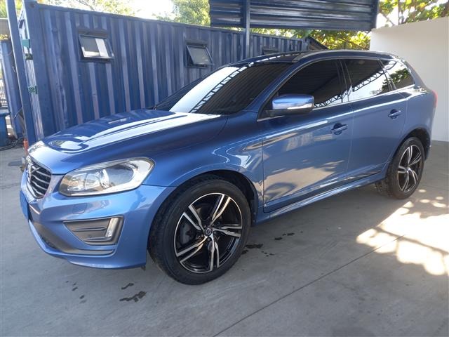 Volvo XC60 2.0 T5 R-Design 2016/2017 - Funcionando