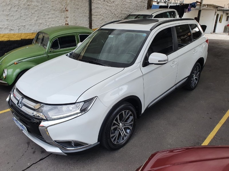 MITSUBISHI – OUTLANDER 2.0 | 2015/2016 | GASOLINA | BRANCA – FUNCIONANDO