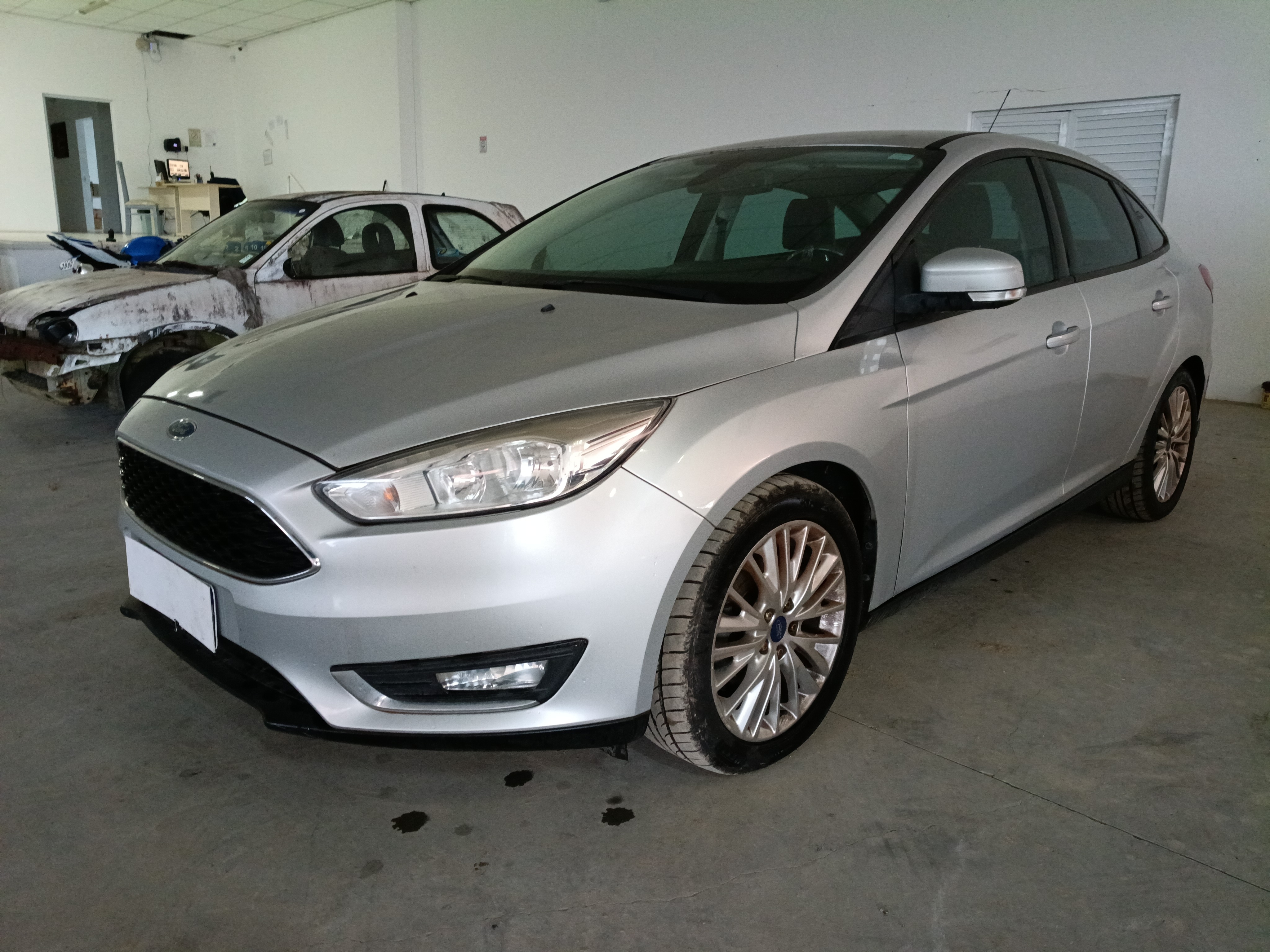 Ford Focus SE AT 2.0SC, Sedan/Automático, Ano/Modelo 2016/2017 – Funcionando